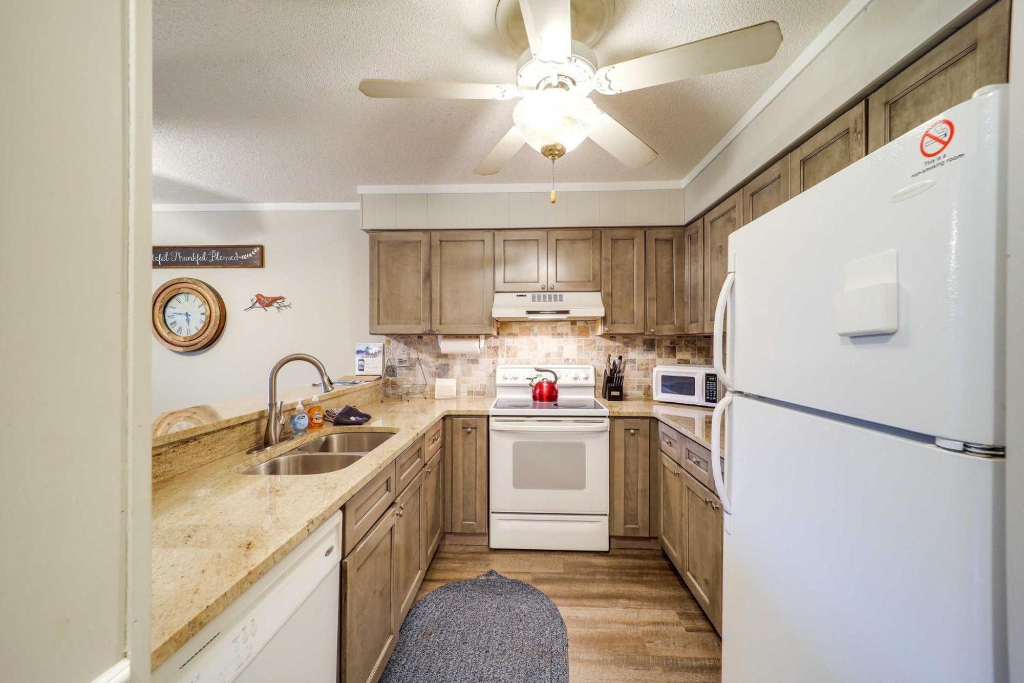 Beech Mountain Condo Near Hiking, Golf And Skiing! Luaran gambar